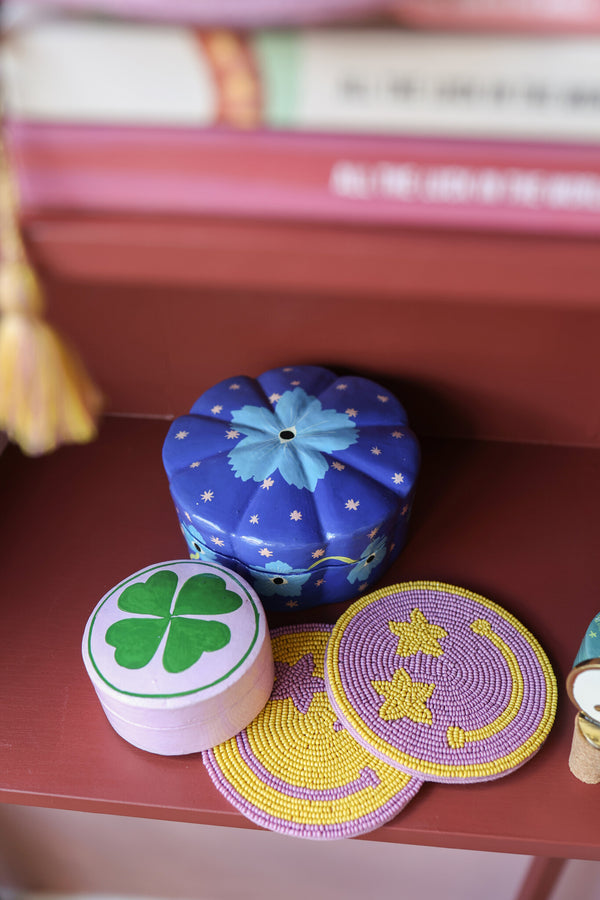 Large Round Scalloped Flower Box