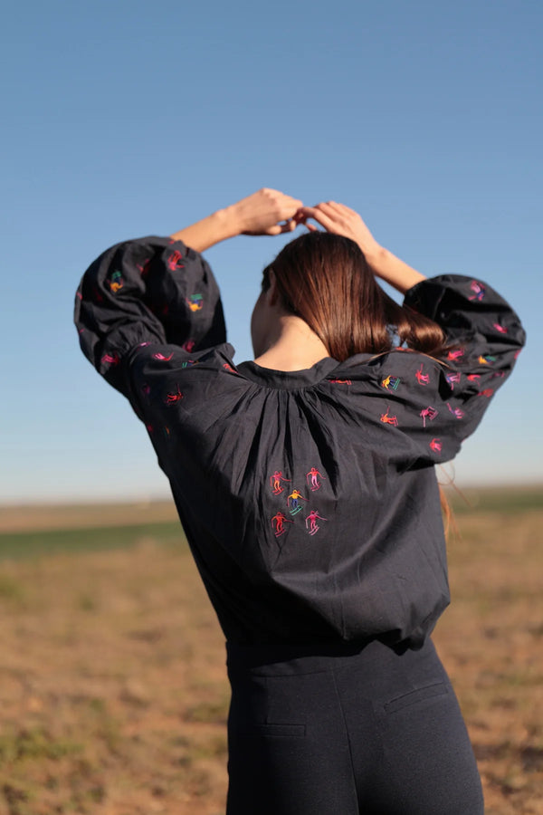 Camicia con maniche a sbuffo | Fantasia sciatori blu