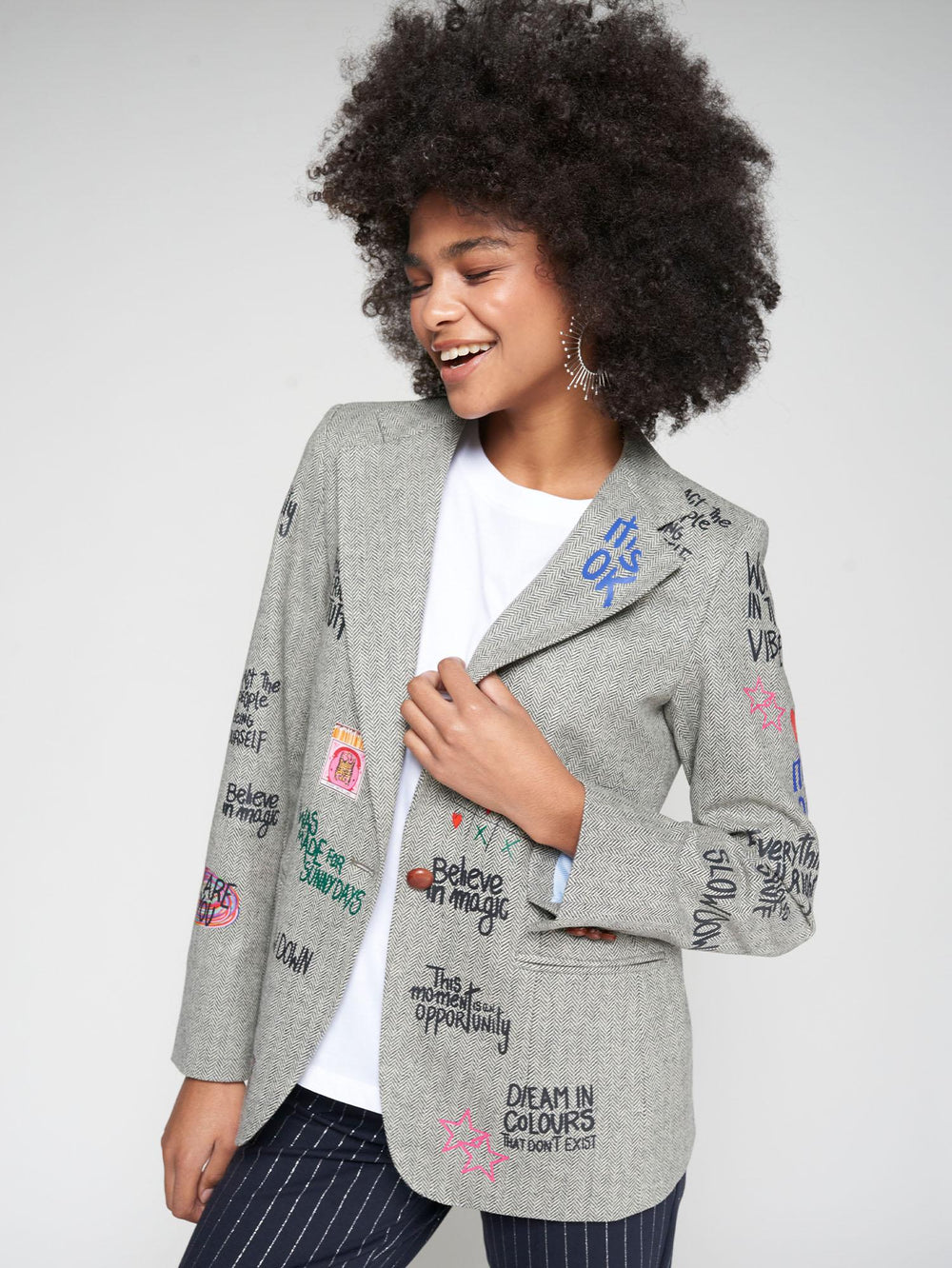 Blazer Grigio con Graffiti
