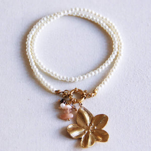 Collana | Perle e fiore
