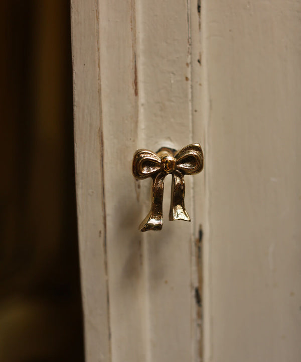 Bowie Bow | Knob