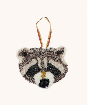 Rowdy Raccoon | Gift Hanger