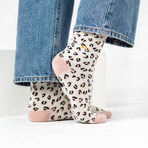 Calzini leopardati con paillettes | Bianco