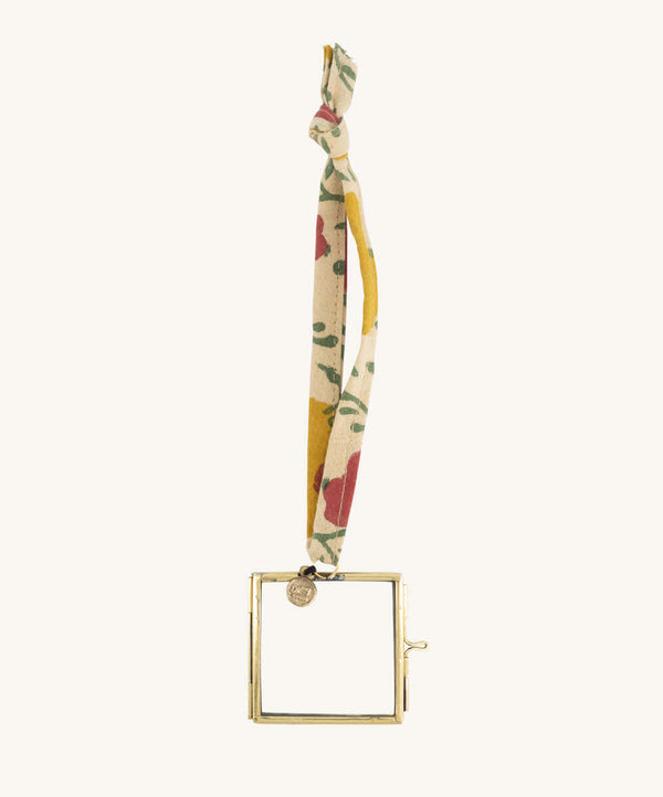 Evy | Mini Frame