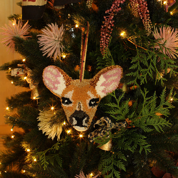 Francis Fawn | Ornamento