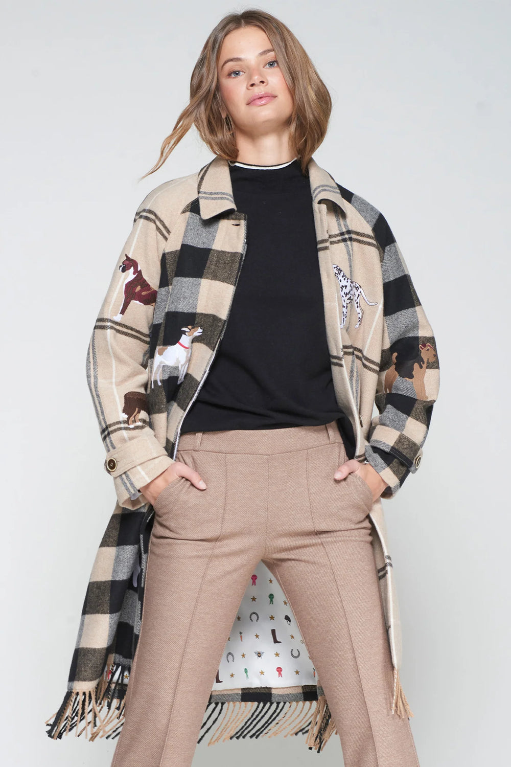 Cappotto a Quadri con Frange