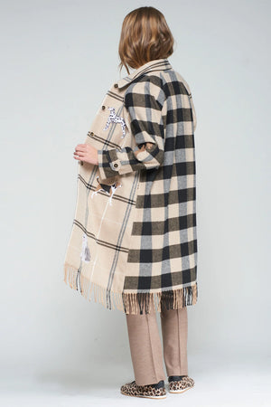Cappotto a Quadri con Frange
